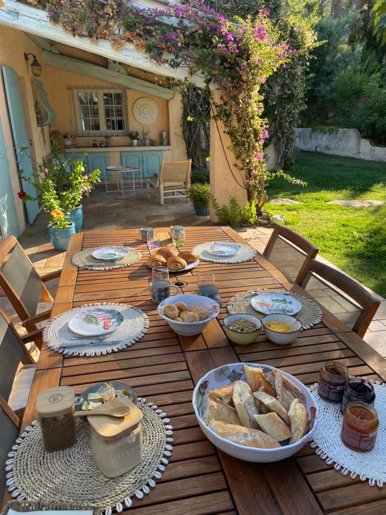 مبيت وإفطار سانت ماكسيم Paradis Provencal المظهر الخارجي الصورة